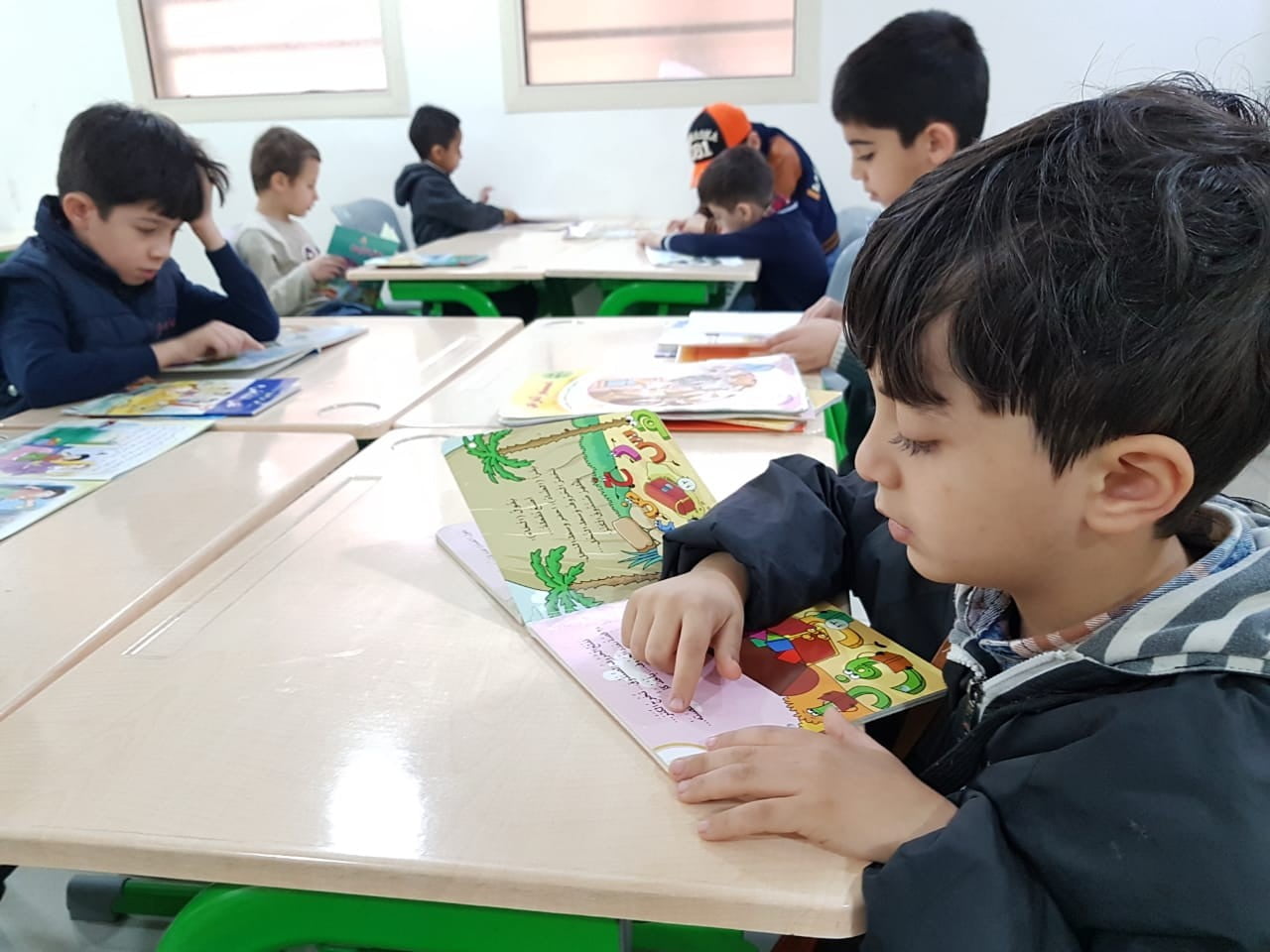 مدارس أضواء الهداية - مشروع القراءة وتجويد اللغة العربية